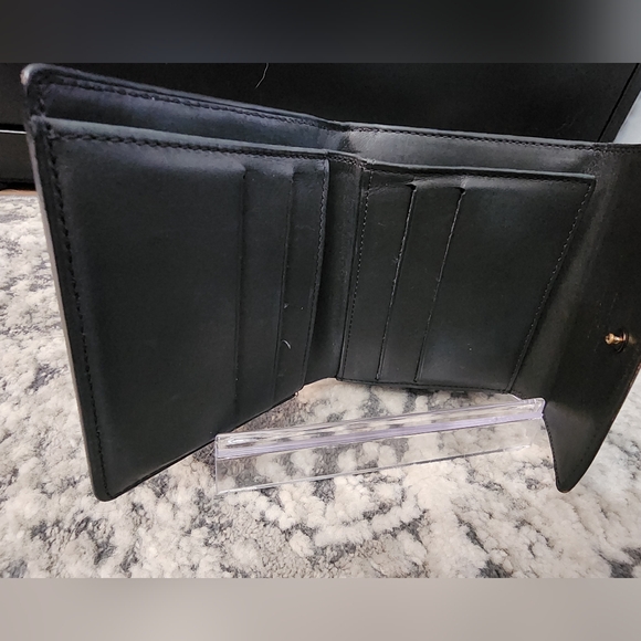 Louis Vuitton PROJECT Double Snap Wallet - Matte Vernis - Picture 5 of 10